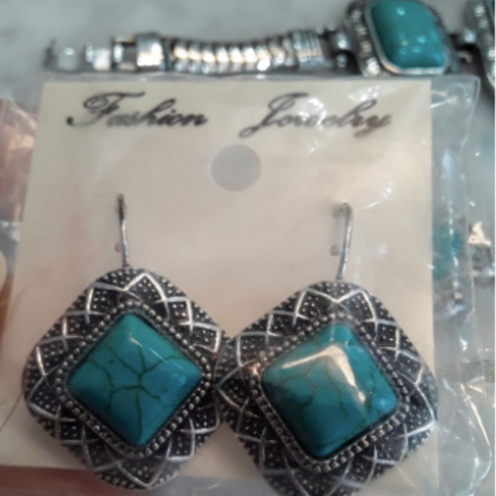 Turquoise jewelry earrings & bracelets set lot NWT - Picture 5 of 9